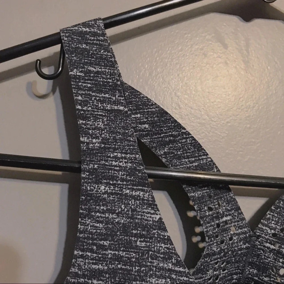 NWT Victoria’s Secret Sport Angel Max Sports Bra - Picture 5 of 10